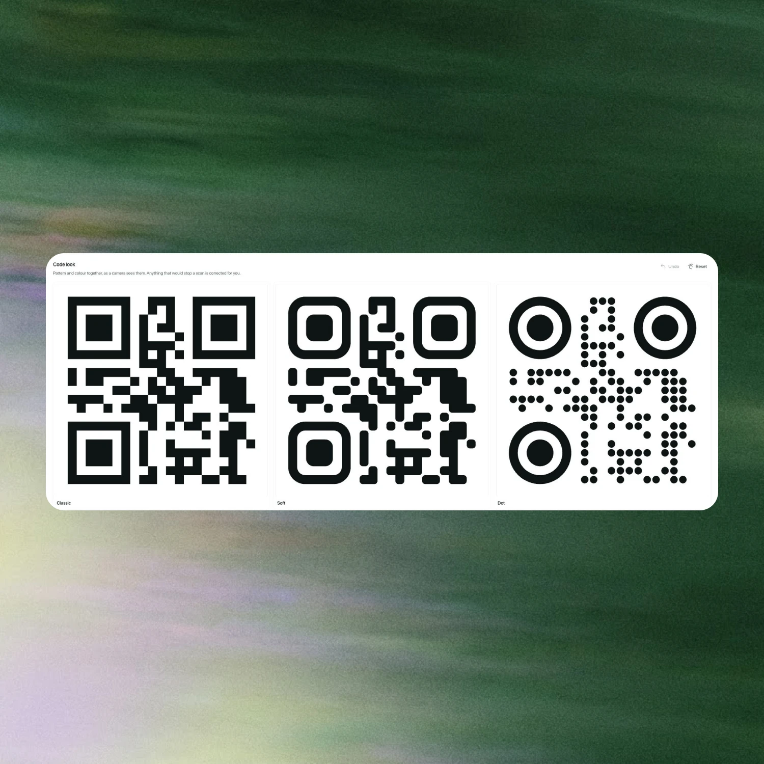 Multideck contact card Code look editor showing Classic, Soft and Dot QR styles in light mode